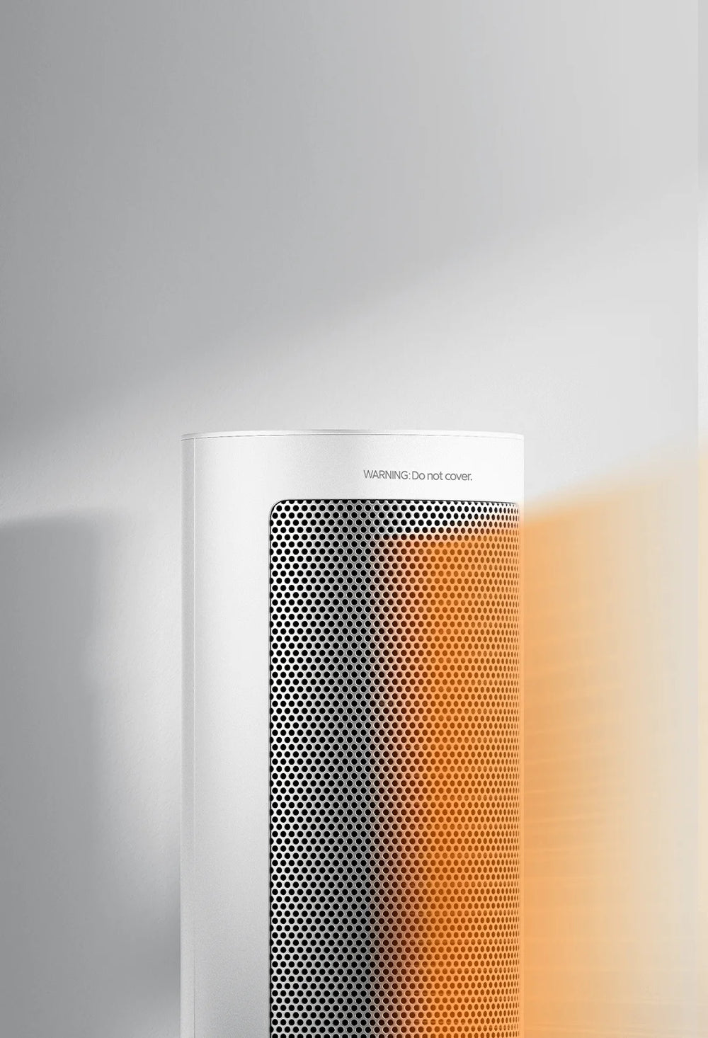 Centrifugal fan for gentle airflow<br>
Delivers a soft, warm breeze