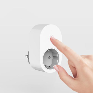 Mi Smart Plug (Wi-Fi) - MiStore.pk